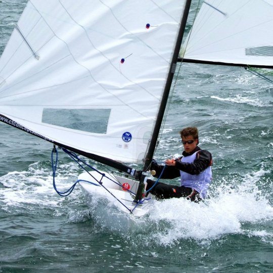 Dériveur en rade de Brest - jpg 