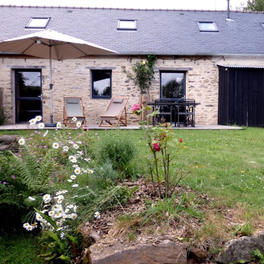 La terrasse, vue du jardin - jpg 